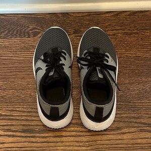 Nike Black and Gray Youth Golf shoes size 3